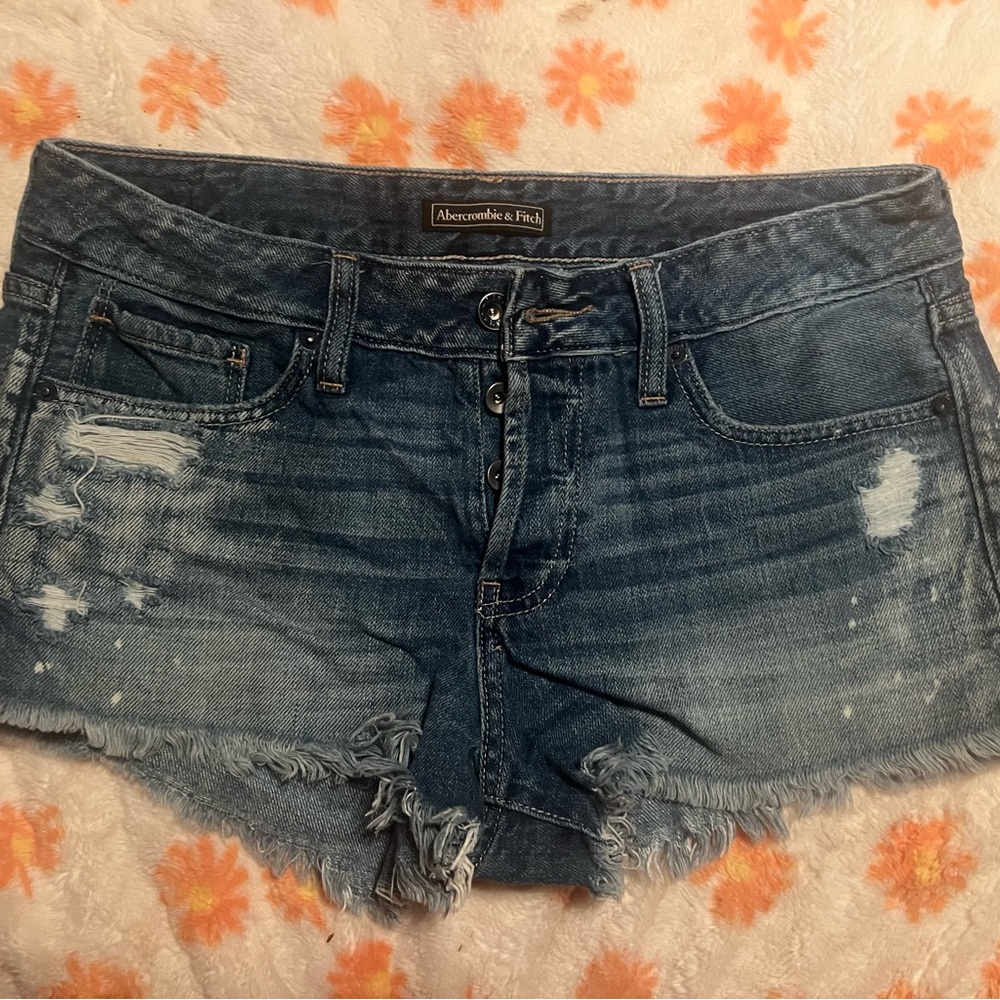 Abercrombie and fitch size 28 worn